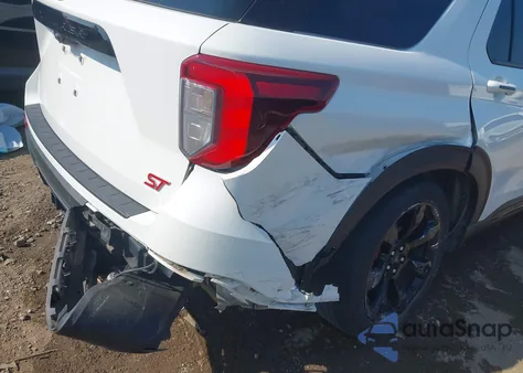 2021 Ford Explorer St z USA, uszkodzony, nr VIN 1FM5K8GC2MGA95040